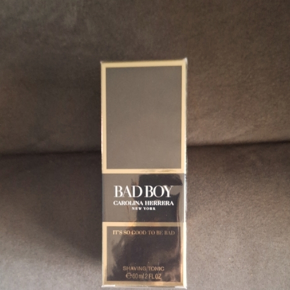Carolina Herrera Bad Boy Shaving Tonic
